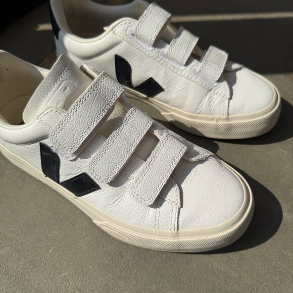 EUC Veja ChromeFree Recife Velcro Sneakers Size 7 - Picture 4 of 8